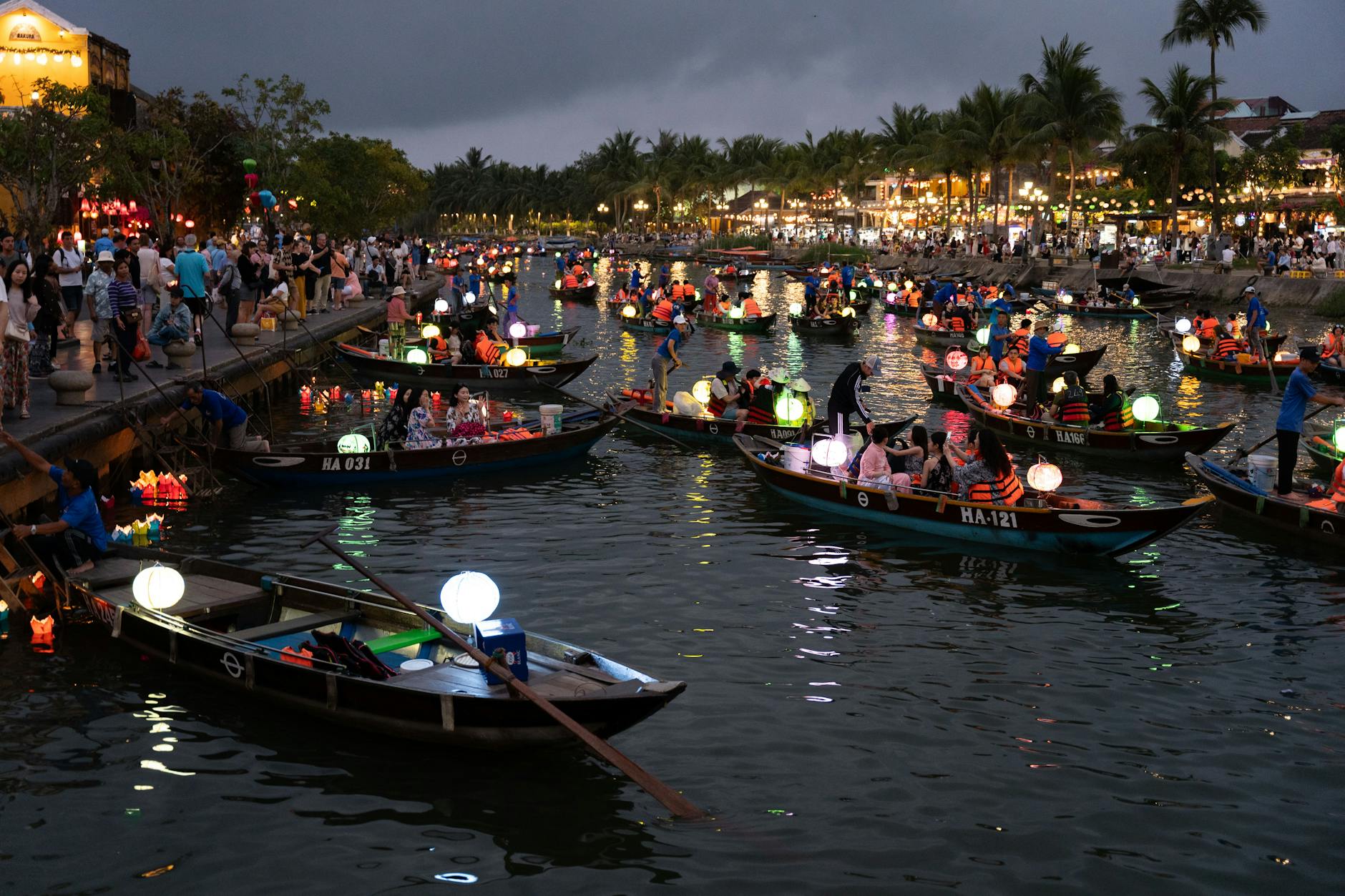lantern festival in hoi an vietnam